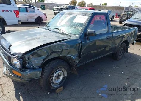 1992 Toyota Pickup 1/2 Ton Short Wheelbase из США, поврежденный, VIN JT4RN81A6N0102277